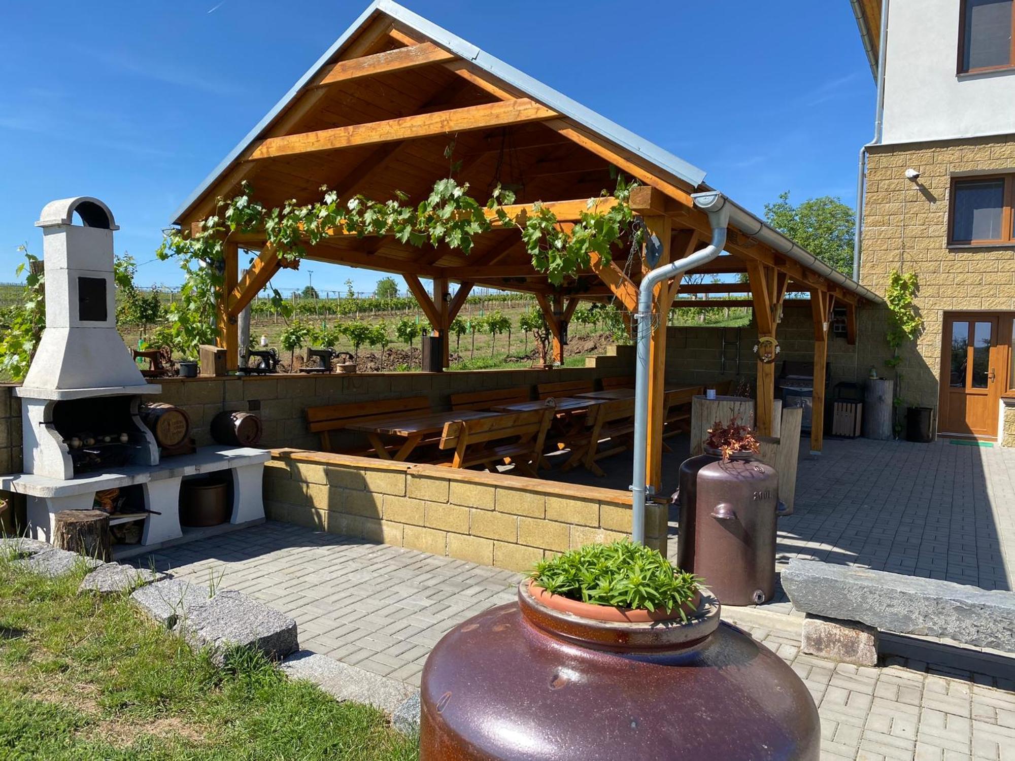 Vinarstvi & Penzion Knapek Strachotin Exterior foto